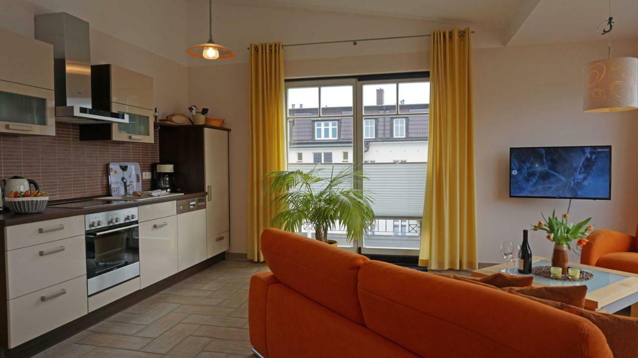 Villa _Duenen vis a_ vis_ _ strand Heringsdorf  Exteriör bild