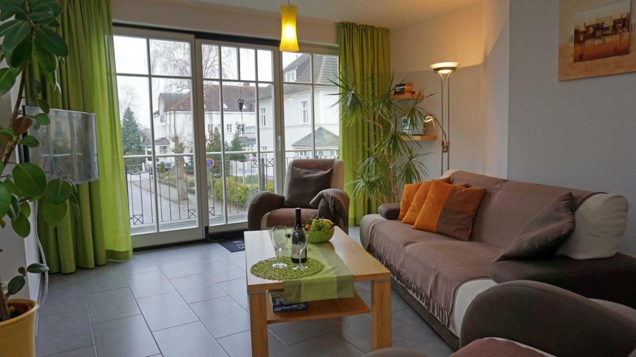 Villa _Duenen vis a_ vis_ _ strand Heringsdorf  Exteriör bild